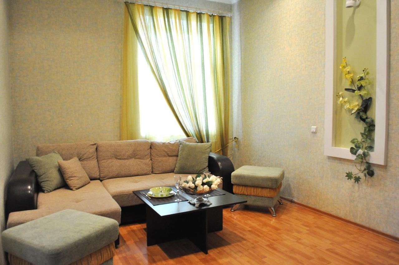 Apartment On Karbyshewa 1 Grodno Exteriör bild